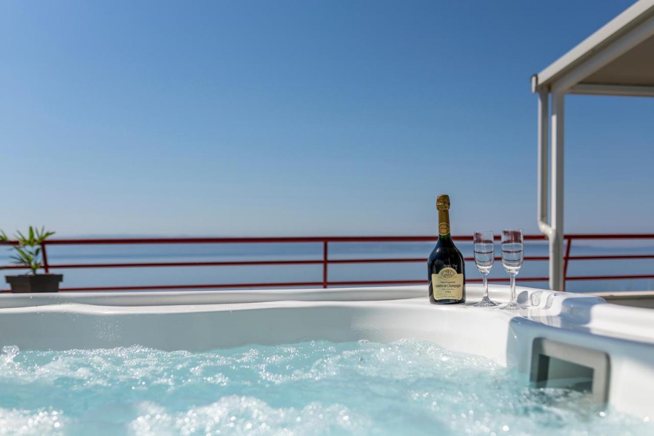Seaside Penthouse With Hot Tub Sky Living Lejlighed Split Eksteriør billede
